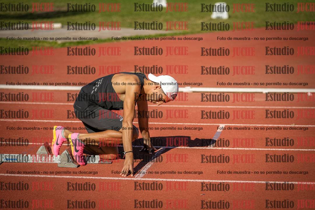 Fotos de los 400 m llanos de varones