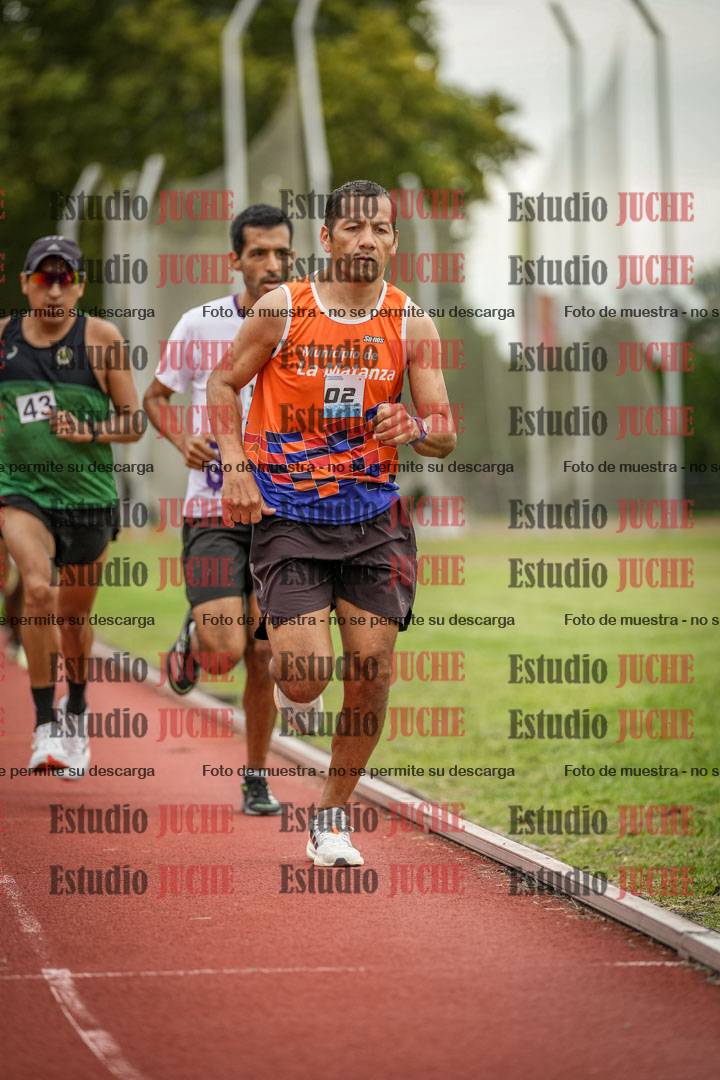 Fotos de los 3000 m llanos de varones