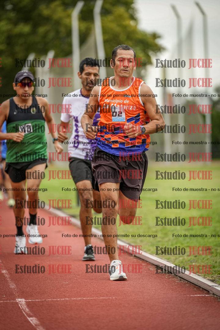 Fotos de los 3000 m llanos de varones