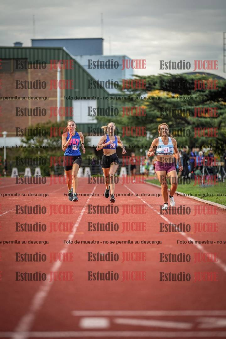 Fotos de los 1500 m llanos de mujeres