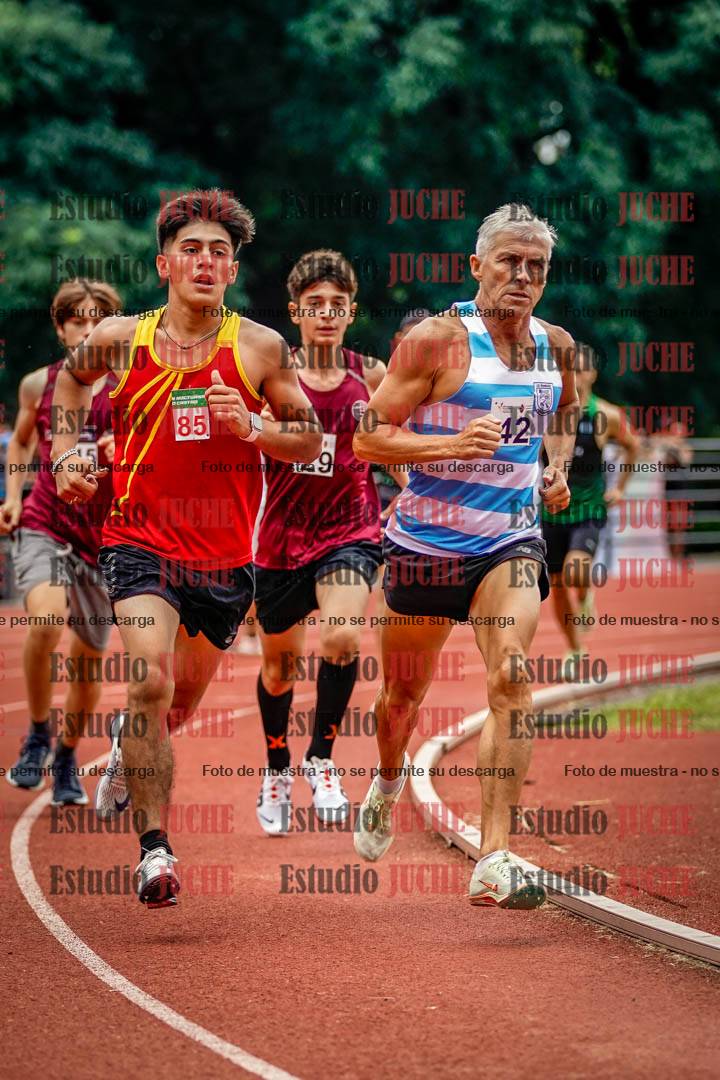 Fotos de los 800 m de varones