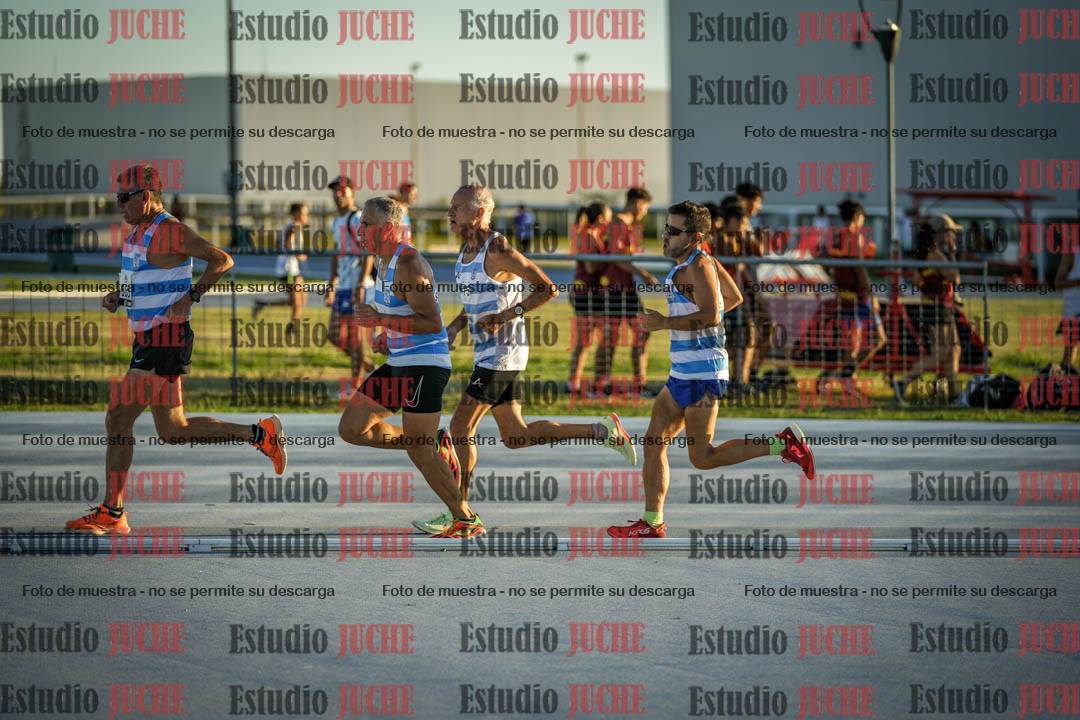 Fotos de los 1500 m llanos de varones