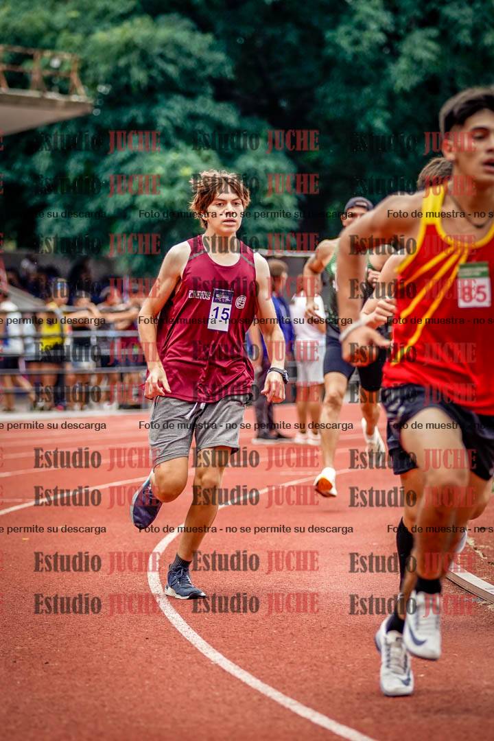 Fotos de los 800 m de varones