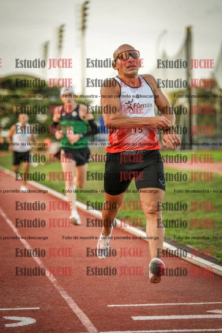 Fotos de los 3000 m llanos de varones