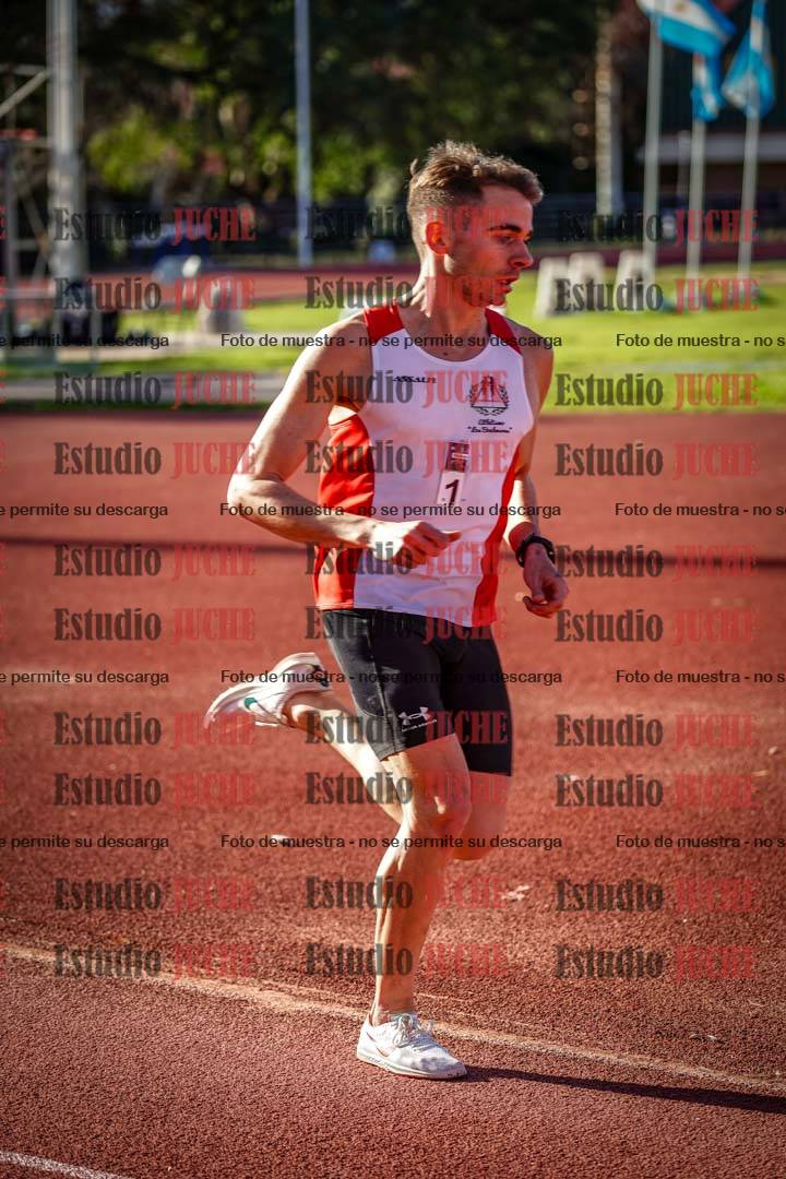 Fotos de los 3000 m llanos de varones