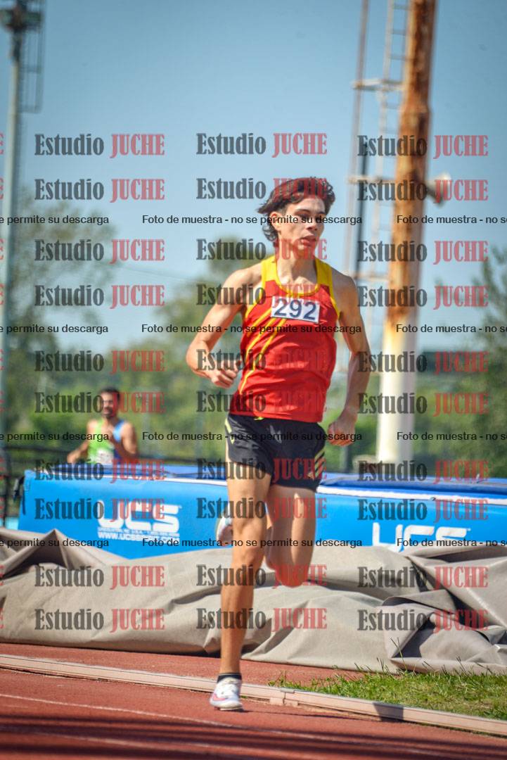 Fotos de los 800 m llanos de varones