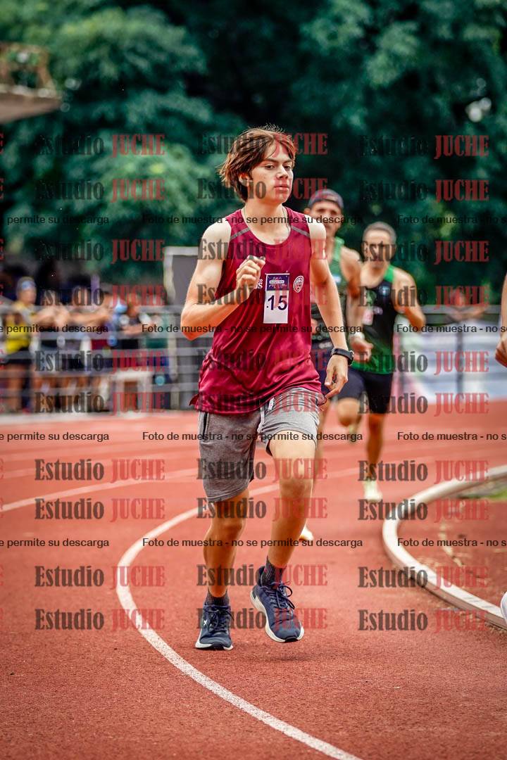 Fotos de los 800 m de varones