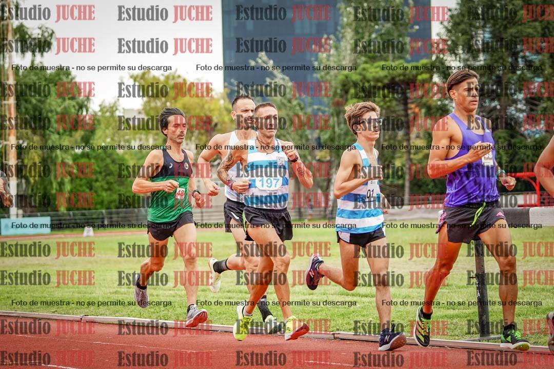 Fotos de los 3000 m llanos de varones