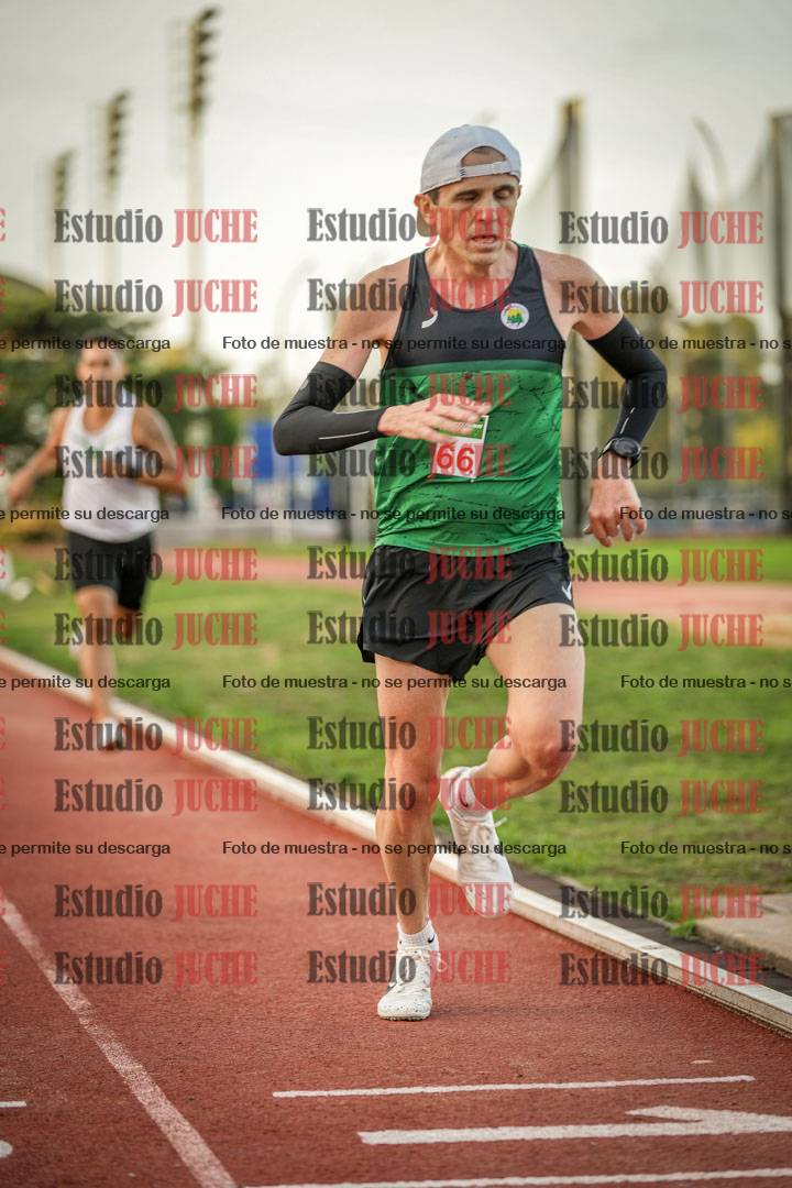 Fotos de los 3000 m llanos de varones