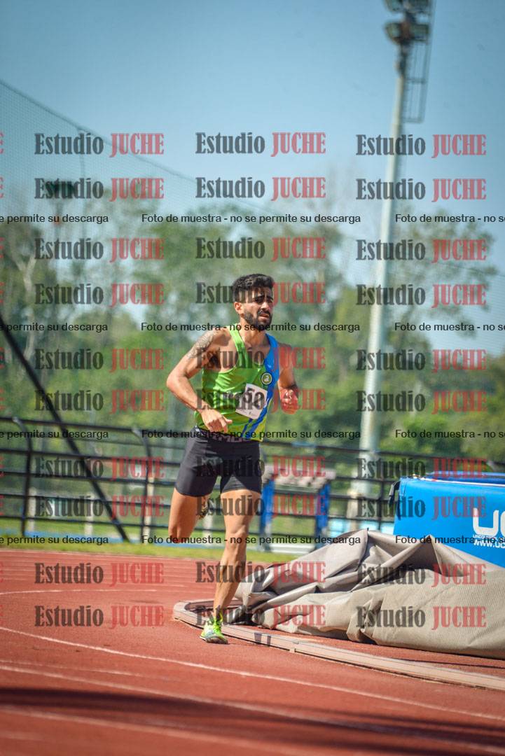 Fotos de los 800 m llanos de varones