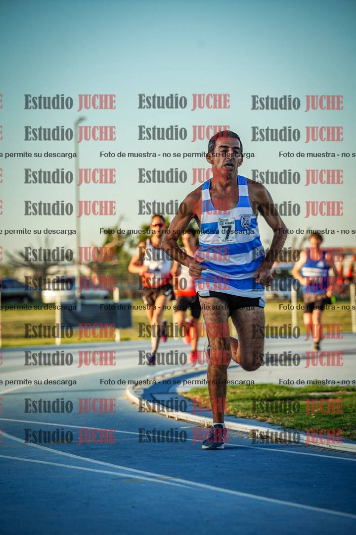 Fotos de los 1500 m llanos de varones