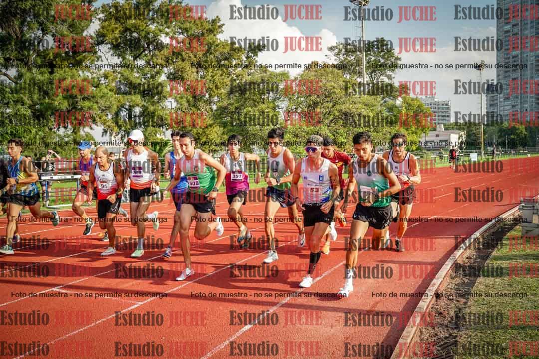 Fotos de los 3000 m llanos de varones