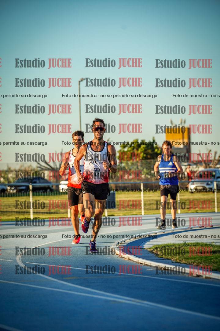 Fotos de los 1500 m llanos de varones