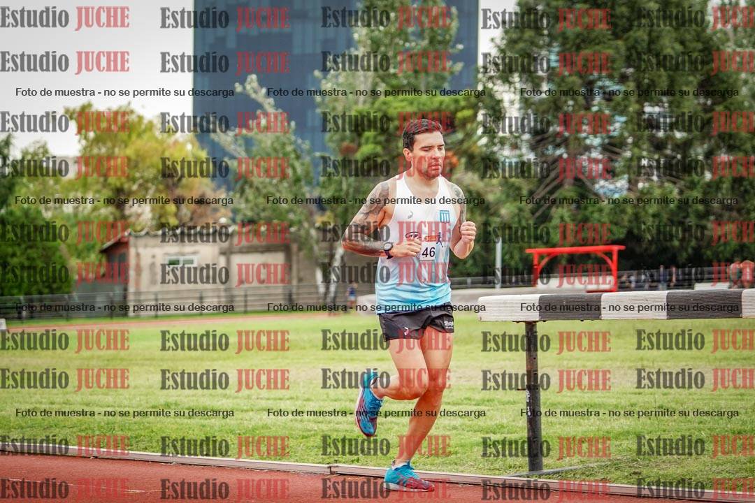 Fotos de los 3000 m llanos de varones