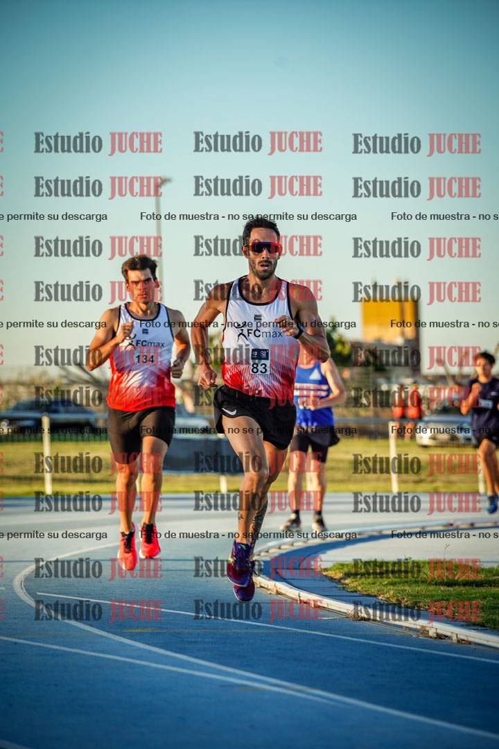 Fotos de los 1500 m llanos de varones