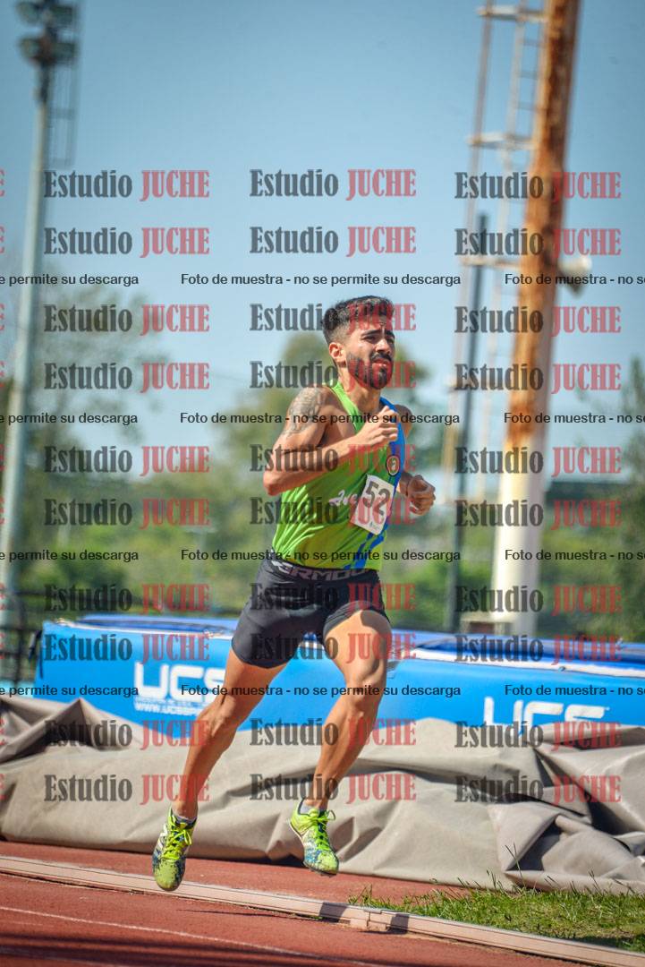 Fotos de los 800 m llanos de varones