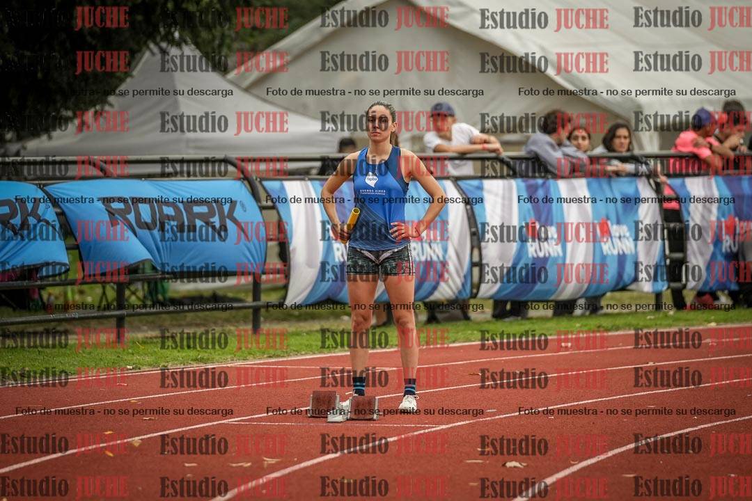 Fotos de las postas 4x400 m llanos de mujeres