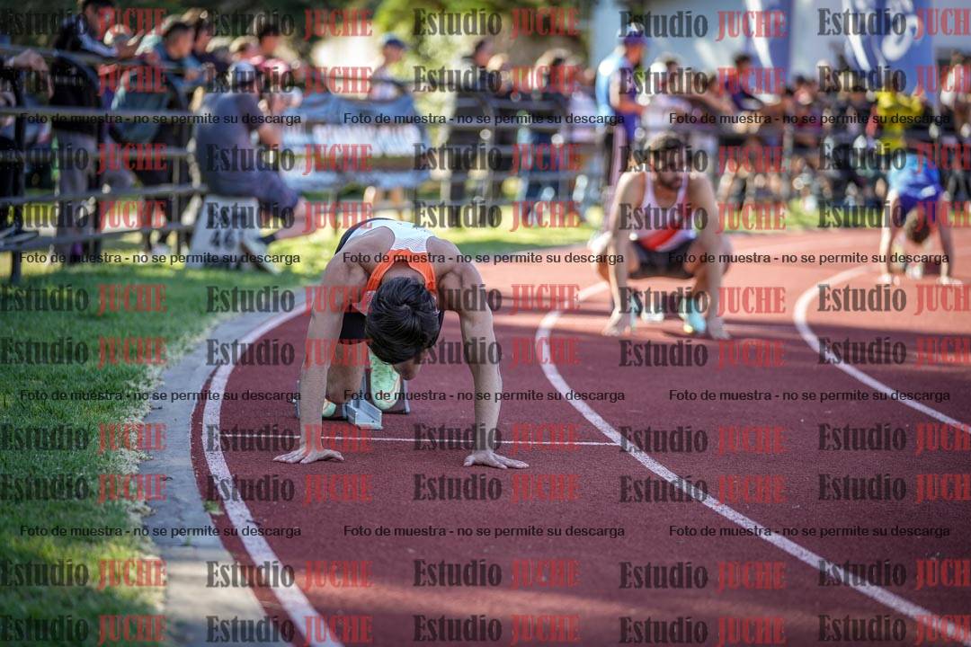 Fotos de los 400 m llanos de varones