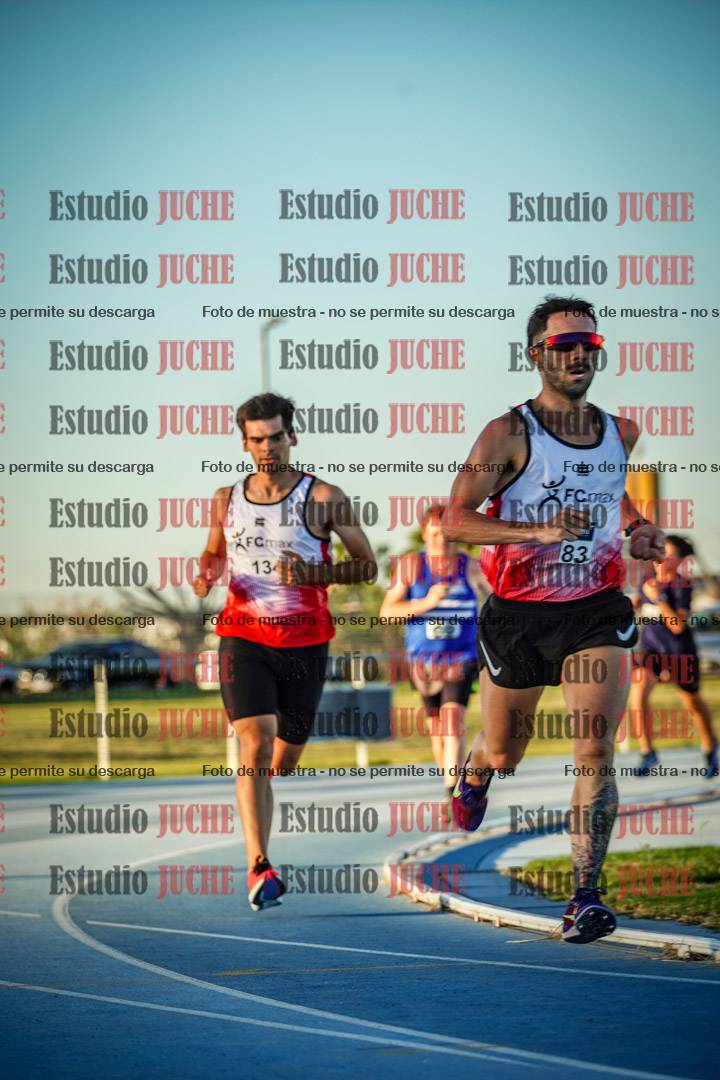 Fotos de los 1500 m llanos de varones