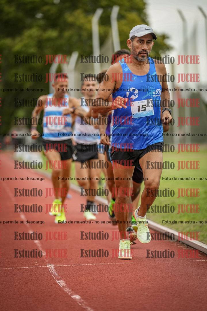 Fotos de los 3000 m llanos de varones