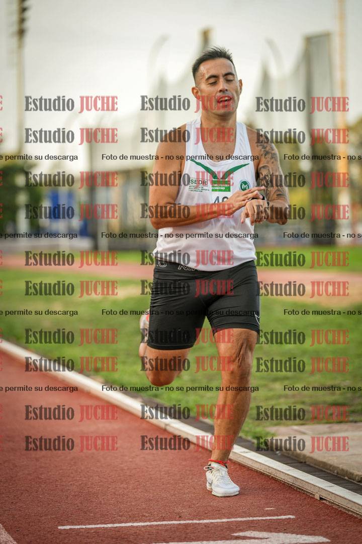Fotos de los 3000 m llanos de varones