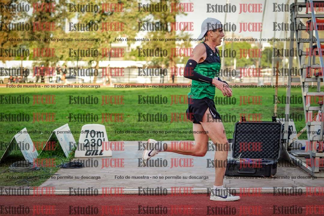 Fotos de los 3000 m llanos de varones