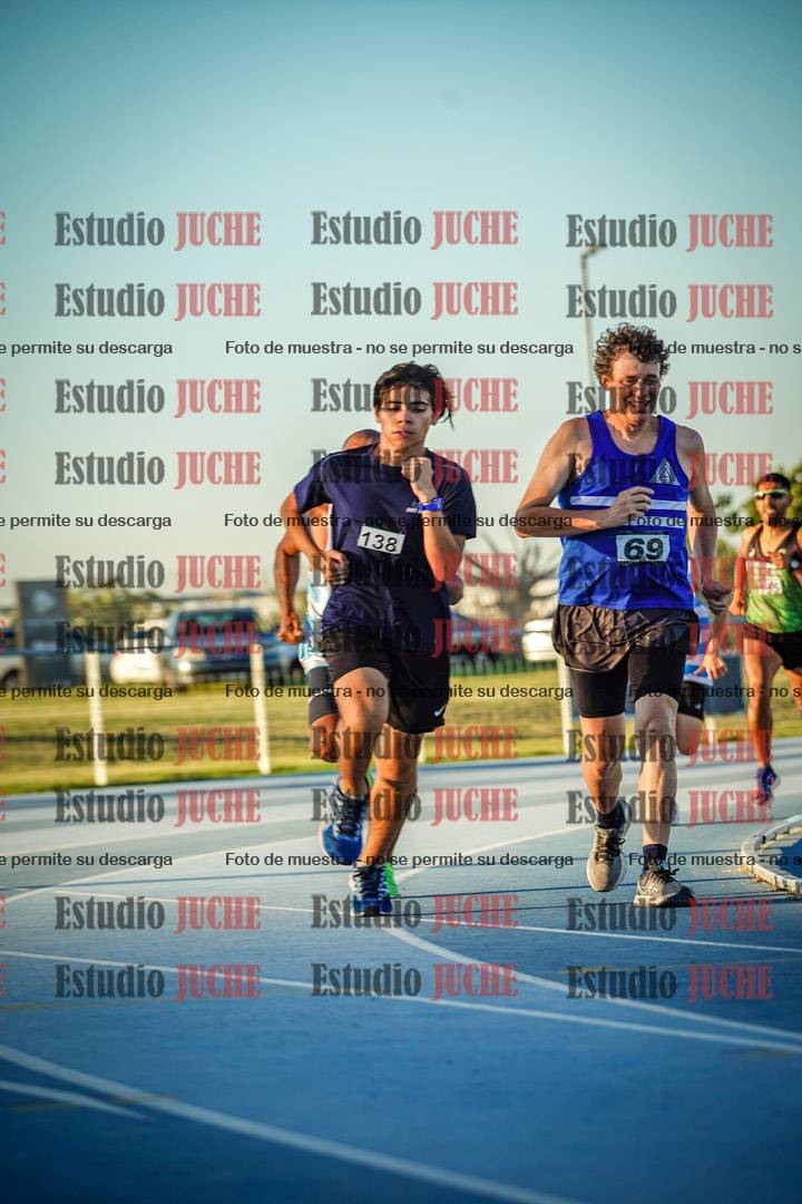 Fotos de los 1500 m llanos de varones