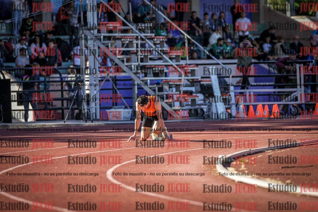 Fotos de los 400 m llanos de varones