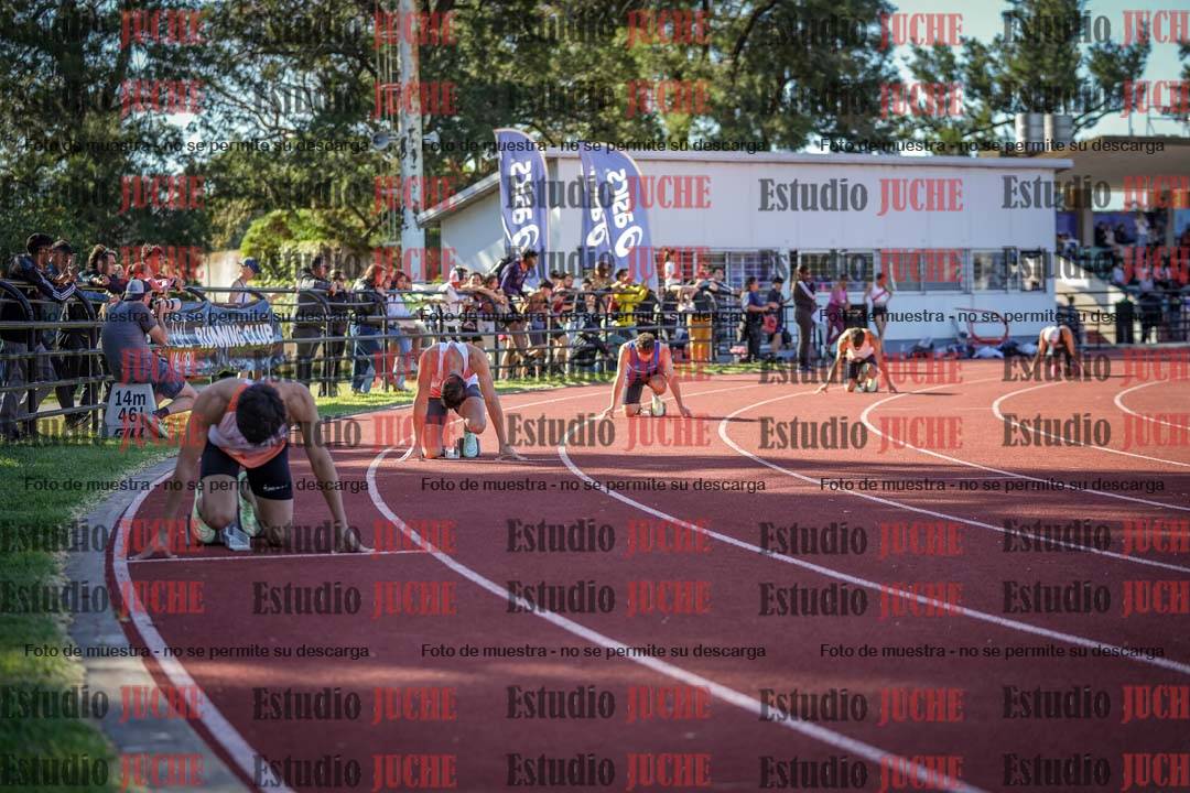 Fotos de los 400 m llanos de varones