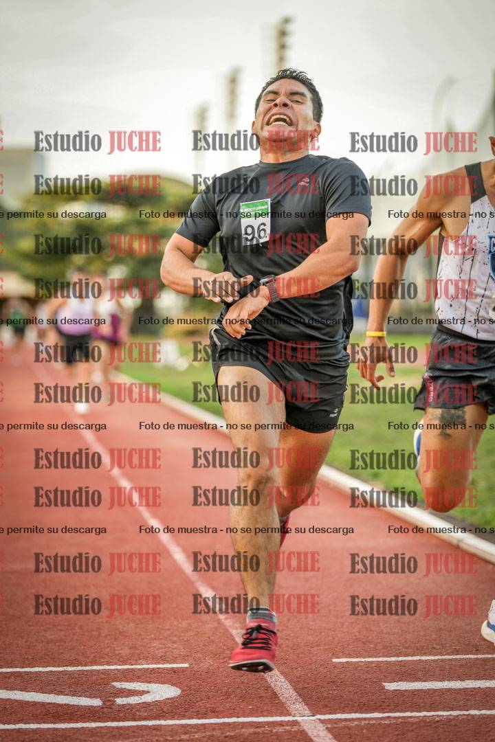 Fotos de los 3000 m llanos de varones