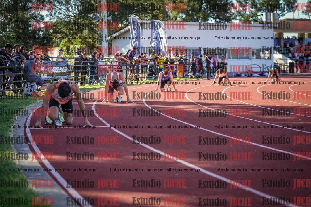 Fotos de los 400 m llanos de varones