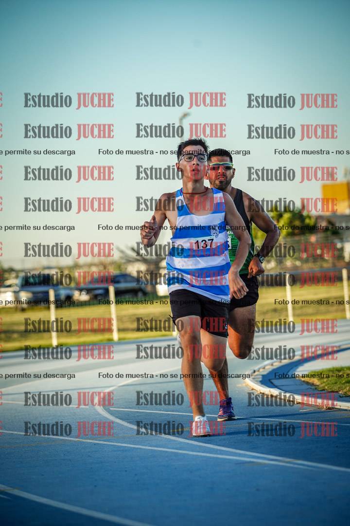 Fotos de los 1500 m llanos de varones