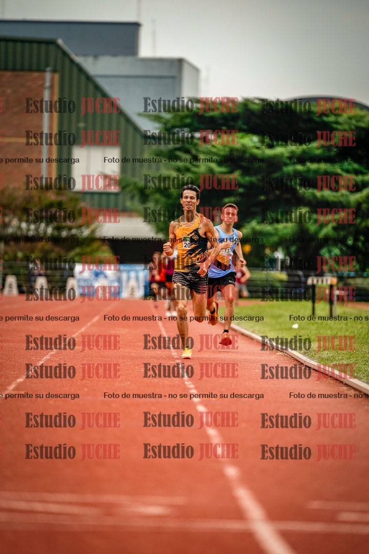 Fotos de los 800 m de varones