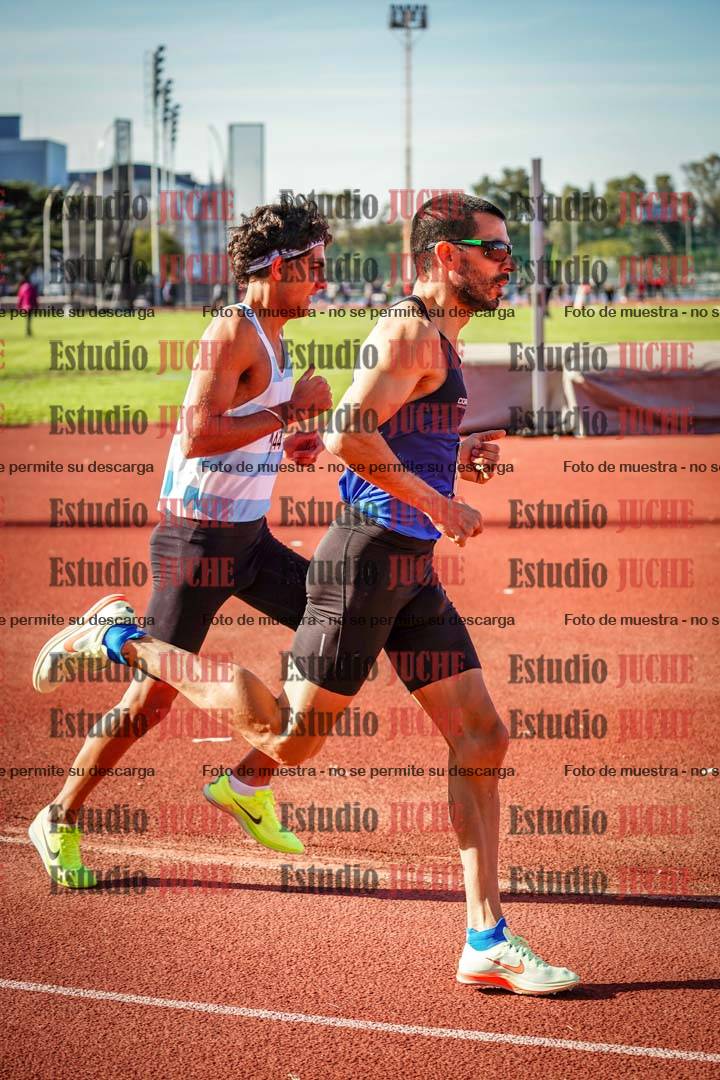 Fotos de los 3000 m llanos de varones