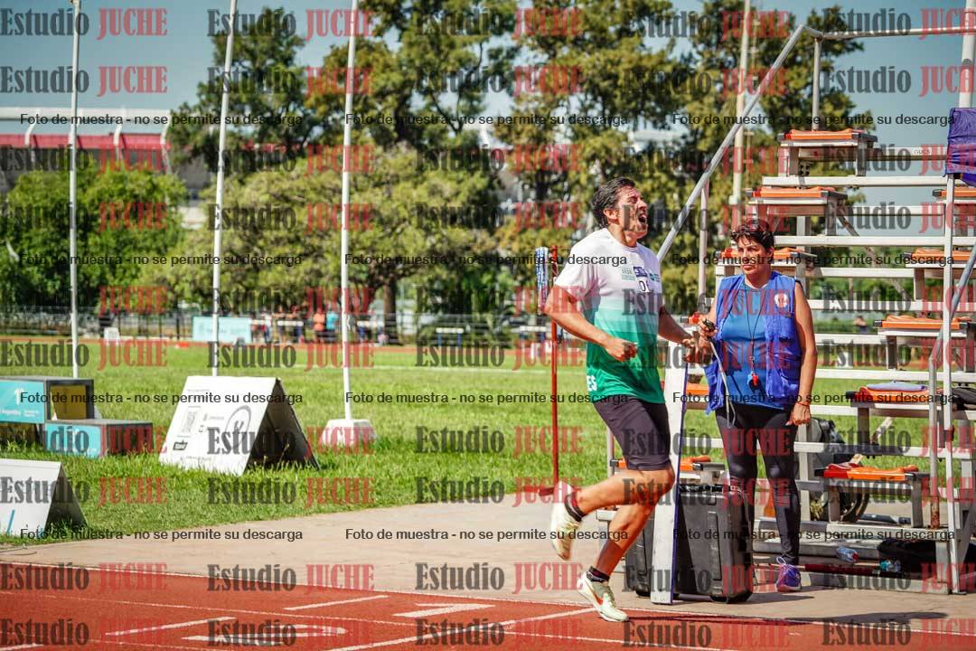 Fotos de los 800 m llanos de varones