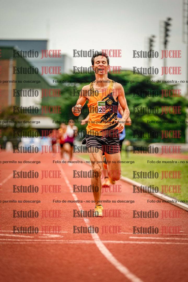 Fotos de los 800 m de varones