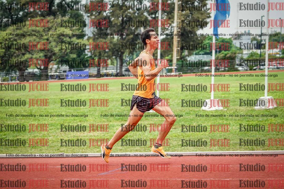 Fotos de los 800 m de varones