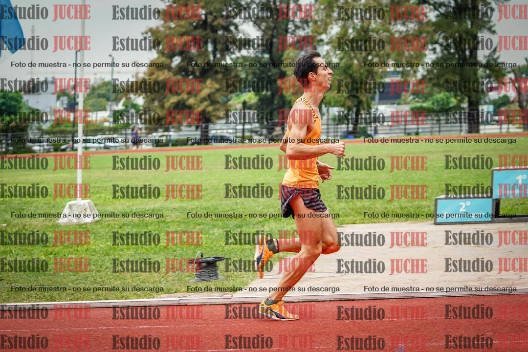 Fotos de los 800 m de varones