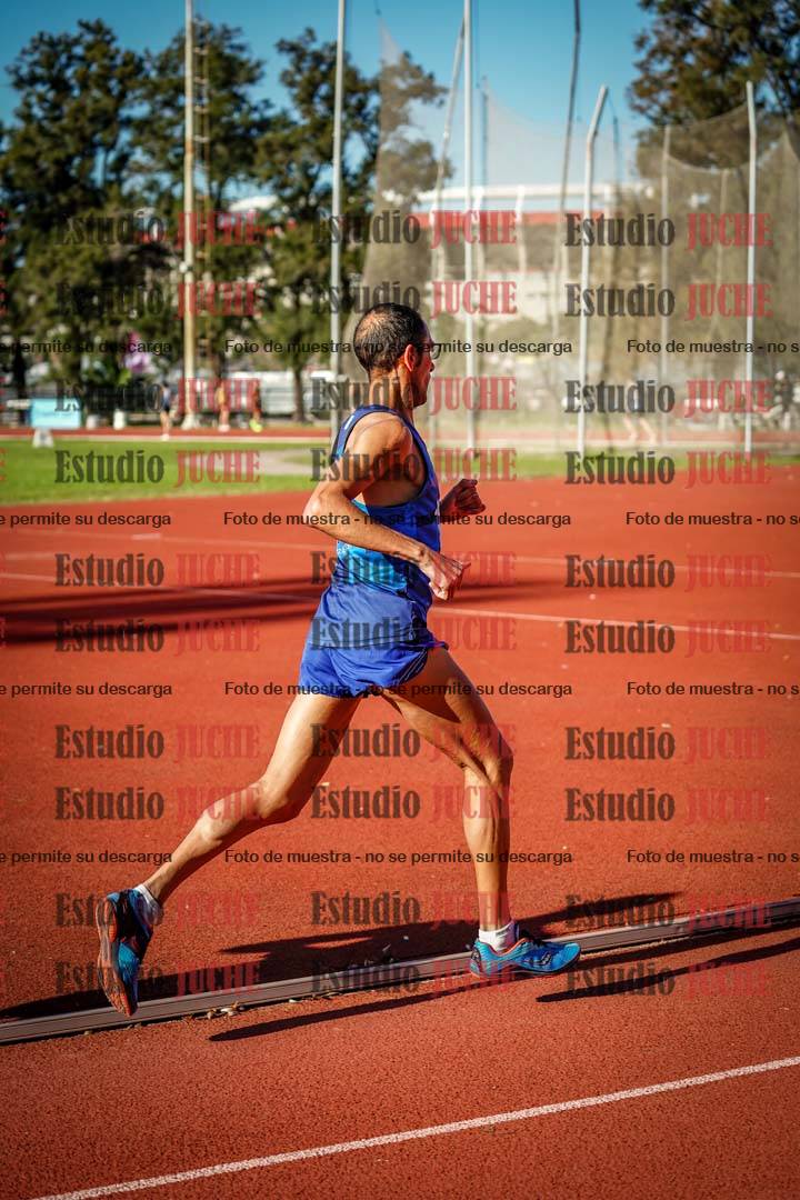 Fotos de los 3000 m llanos de varones