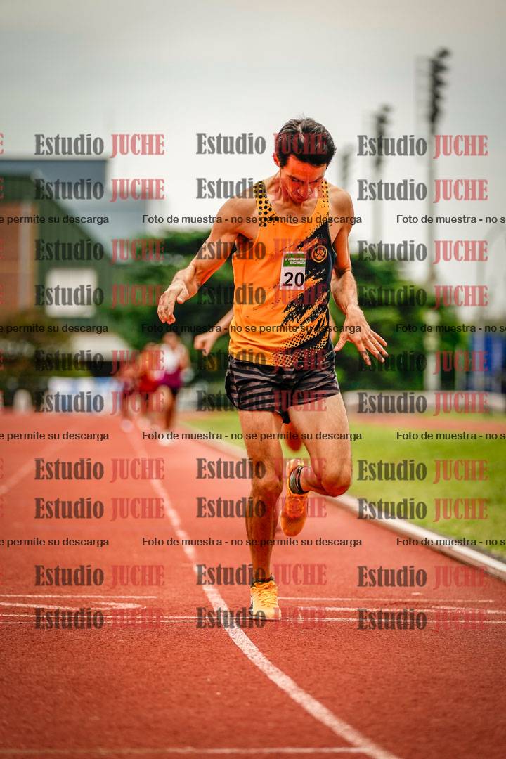 Fotos de los 800 m de varones