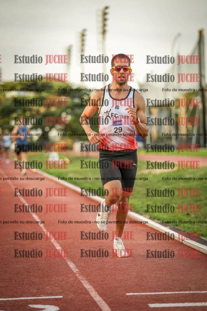 Fotos de los 3000 m llanos de varones