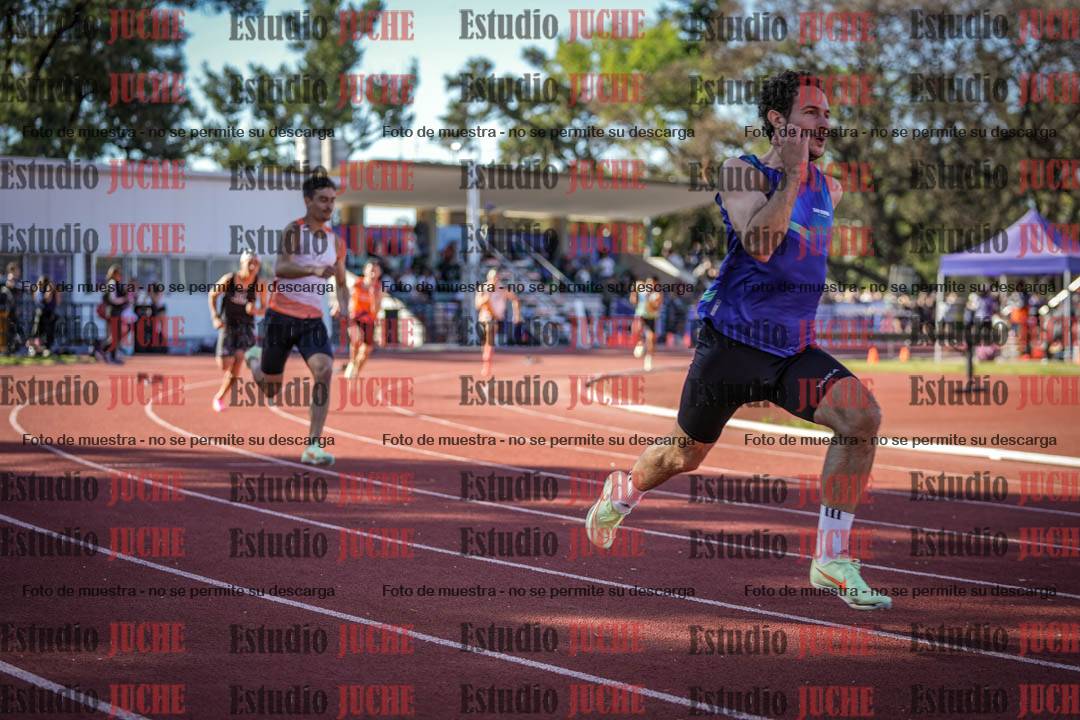 Fotos de los 400 m llanos de varones