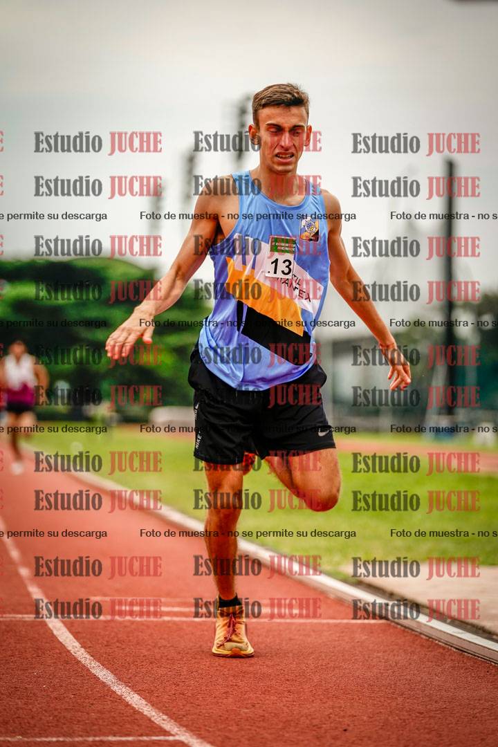 Fotos de los 800 m de varones