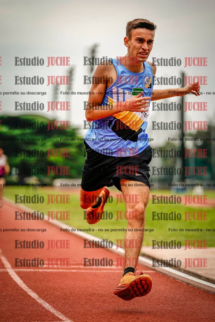 Fotos de los 800 m de varones