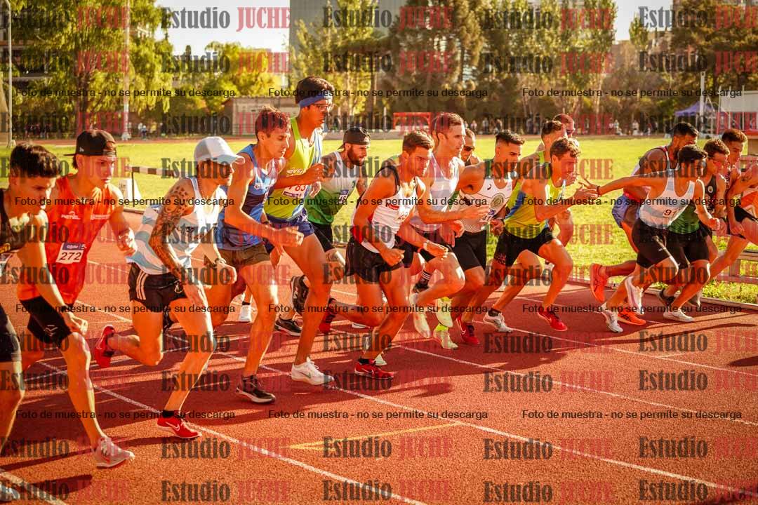 Fotos de los 3000 m llanos de varones