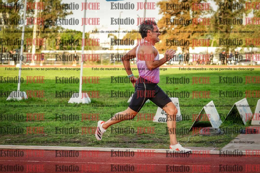Fotos de los 3000 m llanos de varones