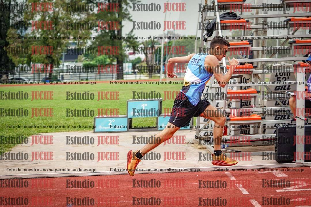 Fotos de los 800 m de varones