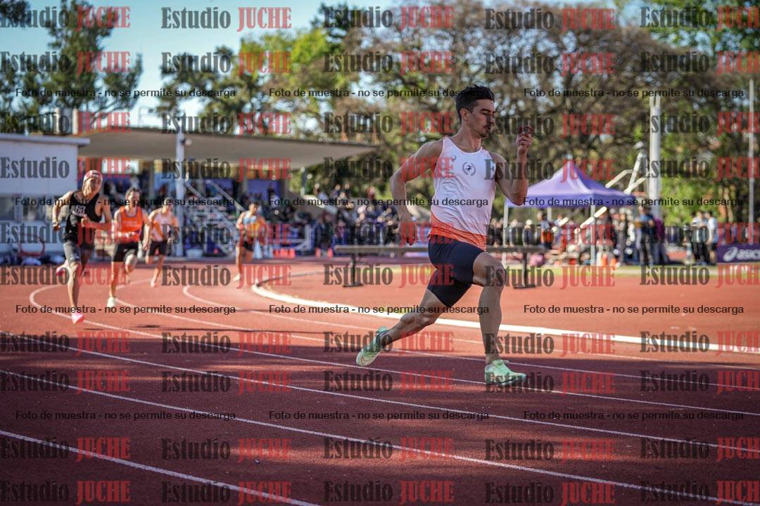 Fotos de los 400 m llanos de varones