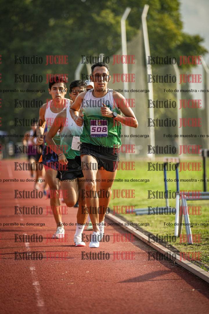 Fotos de los 3000 m llanos de varones