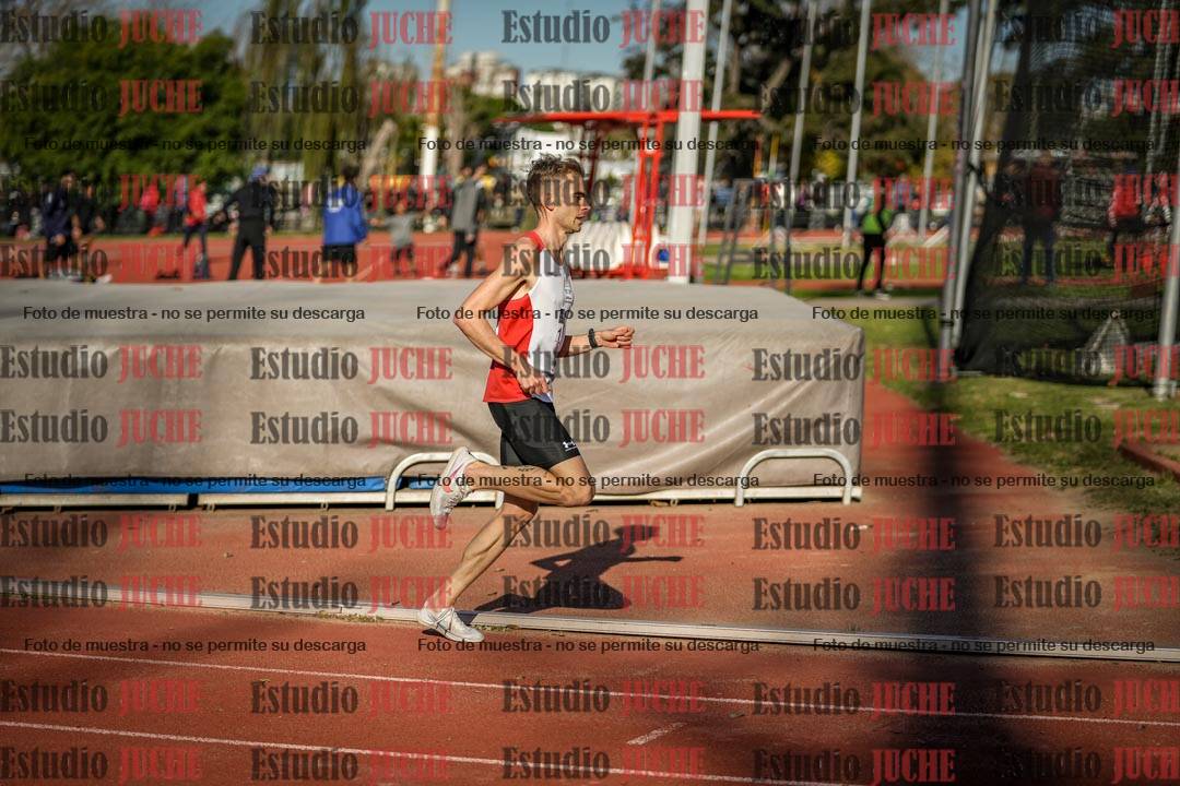 Fotos de los 3000 m llanos de varones